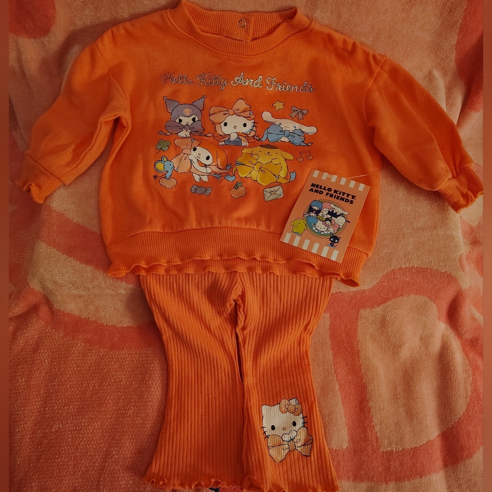 Hello Kitty Baby Outfit - Size 6-9 Months - Picture 4 of 9